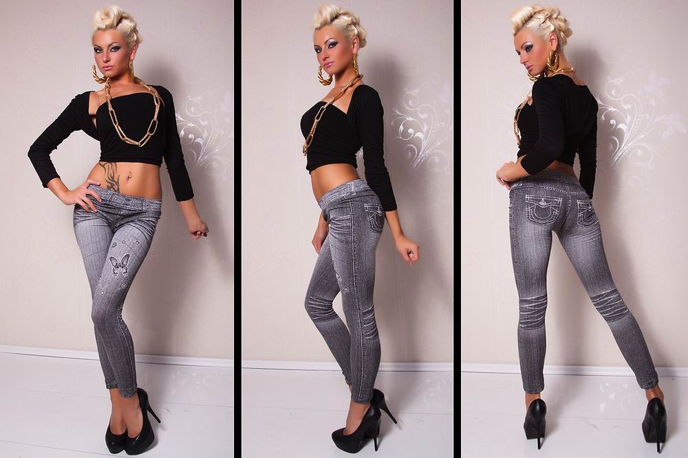 Gray leggings with butterfly printed